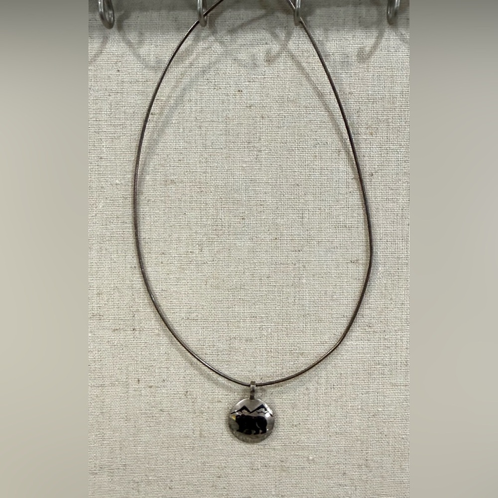 Bear pendant necklace